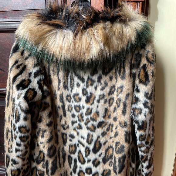 Guess Animal Print Faux Fur coat 12 Youth - new with tags - Picture 2 of 8
